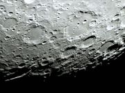 CLAVIUS - A Terceira Maior Cratera do Lado Visível da LUA.