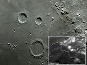 Local de alunissagem da missão Apollo 15 fotografado pela sonda lunar Kaguya/Selene e pelo Vaz Tolentino Observatório Lunar.