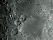 THEOPHILUS & Cia, através de fina camada de nuvem - 25/06/2012.