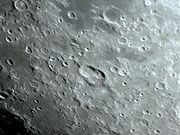 A formação composta Cratera HAINZEL e o Lacus TIMORIS.